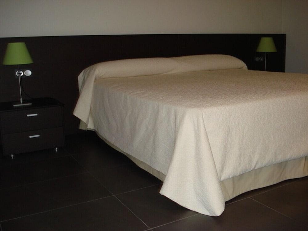 Archybal Apartamentos Turisticos Y Suites أرشينا المظهر الخارجي الصورة